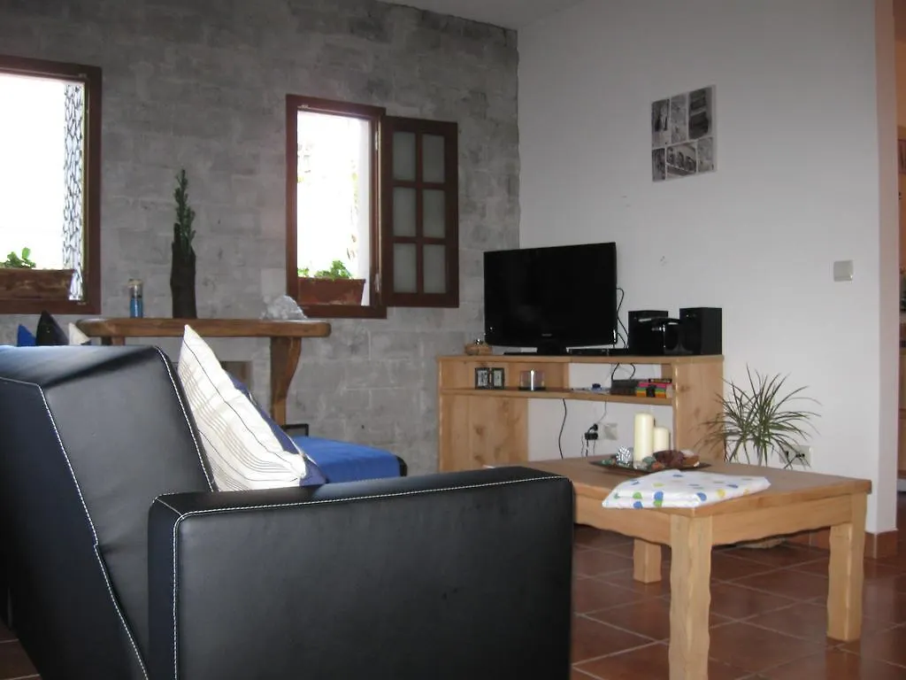 Casa Del Mar Villa Santana  Holiday home Santana (Madeira)